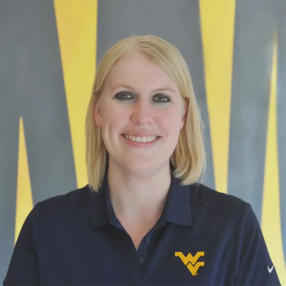 Portrait of Courtney Weaver